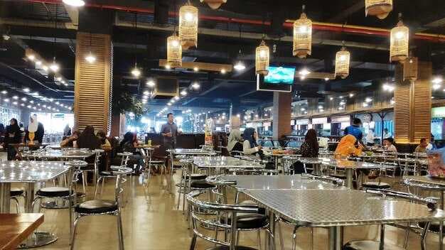 Beijing Capital International Airport PEK - Foods and Restaurants in Terminal 3 and Terminal