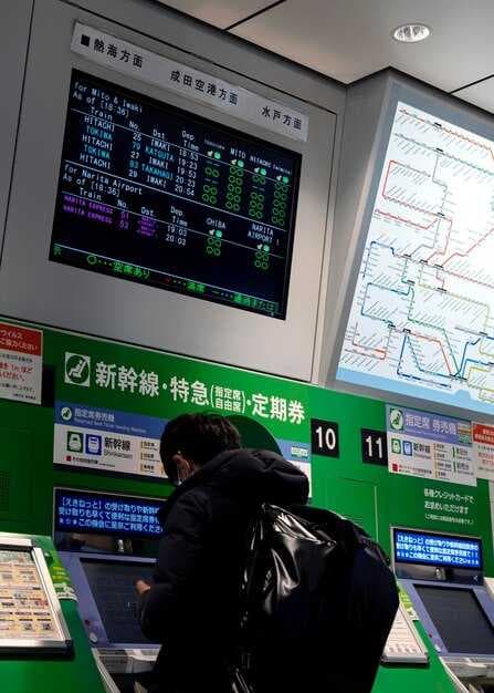 Tips for Fast City-Center Transfer and Luggage Handling