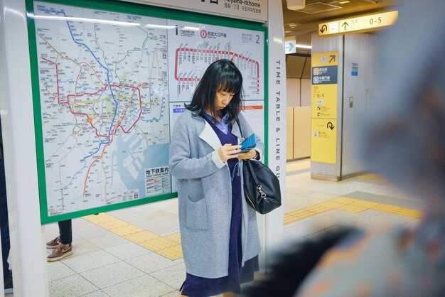 Time Allocation: Planning 240 Hours Across Hangzhou and Shanghai