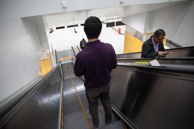 Luggage handling, accessibility, and station facilities at PKX and transfer points