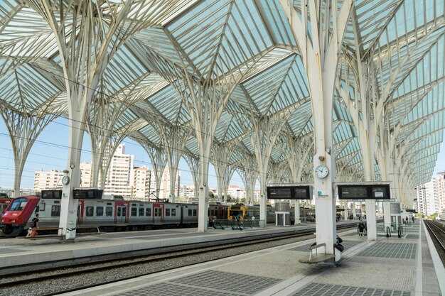 Beijing Fengtai Railway Station: Asia's Largest Railway Hub and Modern Beijing Gateway